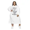 Robes grande taille Robe de grande taille L-5xl sweat à capuche pour femme lettre imprimer tenue décontractée ample poches vêtements d'hiver robes Maxi vente en gros goutte 231017