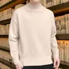 Erkekler için örtbas bej insan kıyafet kazakları düz renk yüksek yakalı düz tişört Japon harajuku moda