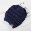 Cappelli lavorati a maglia CC autunnali e invernali a 13 colori all'ingrosso in fabbrica per adulti senza cappelli a tesa larga per cappelli caldi invernali da donna