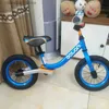 Bicicletas Ride-Ons Equilíbrio bicicleta infantil não-pedal scooter ajustável amortecedor criança brinquedo slide criança bicicleta Q231017