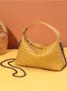 Evening Bags Leisure Handwoven Women's Bag Fresh And Sweet Portable Lunch Box Fashionable Versatile One Shoulder Crossbody