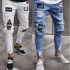 US populaire manger du poulet bleu blanc hommes jean crayon maigre Punk Streetwear Hiphop slim trou déchiré badge hommes pantalons longs pantalon276S