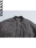 Kvinnors trenchockar Fashion 2023 Autumn/Winter Oversize Quiltad Bomber Padded Jacka Kvinnor långärmad blixtlås Mångsidig kvinnlig kappa