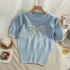 Kvinnors tröjor Runway Korean Kvinnor Pearl Bow Girl Känns Top Versatile Luxury Elegant Thin Comfort T-shirt stickad tröja