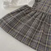 Flickaklänningar 2023 Autumn Baby Girls Dress Toddler Bow Retro Plaid Fake Two Long Sleeve Loose 0-3y barn Bomull med pannband