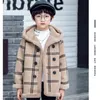 معطف معطف الخريف والشتاء بالإضافة إلى مخملية سميكة من الصوف للأطفال العصرية ذات اللون الصلب المزدوج الصلبة 231017