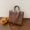 9088V Kvinnor Luxurys Designers Väskor Crossbody Högkvalitativ handväskor Kvinnor Purs Axel Shopping Totes Bag
