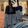 Kvinnors tröjor 2023 Fall Winter Pure Sweater Lång ärm Pullover Huven Randig ull Löst Casual Age-reducerande stickad topp