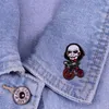 Pins Broschen DZ1012 90er Jahre Horror Collection Film Emaille Pin Abzeichen Tasche Kleidung Revers Frauen Männer Schmuck Geschenk284K