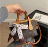 Z020 Women Luxurys Designers Facs Crossbody Hide Quality Handbags Womens Poundes Counder Shopping Totes Bage