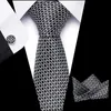 Boyun bağları 3pcs set kravat cep kare kol düğmeleri gömlekler için takım elbise iş günlük kıyafeti düğün kravat kol düğmesi seti 3pcs mendil 231013