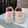 Kvinnor lyxiga sneakers plattform kvinnor skor vit svart rosa dam mode av hög kvalitet casure canvas designers sneaker kvinna god kvalitet sneakers