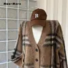 Maglia da donna Tee Vintage Plaid maglia manica lunga scollo a V cardigan larghi 2023 moda invernale casual monopetto maglione oversize 231016