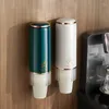 Kök förvaring ljus lyxig engångspappers kopp rack väggmonterad icke-stansande automatisk dropplåda