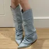 Stivali Pieghe Stivali alti alla coscia in denim blu per le donne Stivali da cowboy a punta con tacco spesso e tacco alto Donna Slip On Stivali lunghi occidentali 231016