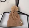 Classico berretto di lana Inverno Nuovo foderato in pile imbottito per mantenere caldo il cappello lavorato a maglia Circonferenza della testa grande giapponese Protezione antigelo per le orecchie Soffice berretto a sfera