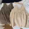 Flickaklänningar 2023 Koreanska Autumn Baby Kids Girl Vest Dress Princess Corduroy Children Loose Cotton T-shirt Topps kläder