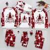 Tenues assorties pour la famille Joyeux Noël Vêtements de nuit décontractés Noël Look familial Pyjamas de famille de Noël Arbre du Père Noël Patchwork Mère Fille Vêtements assortis 231016