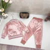 marca baby Velvet Set autunno Tute tute per ragazza ragazzo Taglia 100-160 CM 2 pezzi Maglia da baseball e pantaloni sportivi con polsini filettati Sep20