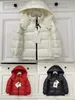 Manteau d'hiver pour garçons, ensembles de vêtements chauds, design de couleur rouge, manteaux en duvet à la mode pour petites filles, vêtements pour enfants de 100 à 160 cm