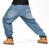 Jeans pour hommes Hommes Street Dance Hiphop Mode Broderie Bleu Lâche Board Denim Pantalon Global Mâle Rap Hip Hop Plus Taille 46260g