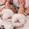 Slippers Winter Women Fashion Fashion Cross Fluffy Fur Slipper Home Slides Plataforma plana plana de piso interno Flip Shoes Ladies Sapatos 2023 231017