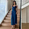 Kadınların Sweetwear Sexy Summer Ruffles Aplike Bölünmüş Nightdress Lingerie Kadınlar V-boyun saten Nightgown Sleepdress Elbise Lounge Wear