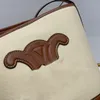 Moda Tasarımcı Kadınlar Doğal Tan Crossbody Arc de Triomphe Omuz Çantaları ile Orijinal Deri Cuir Buck Torbası Dekoratif Metalik Kapanma Ayarlanabilir Kayış