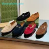 Elbise Ayakkabı Tasarımcı Ayakkabı Jordaan Loafer% 100 Gerçek Deri Kadınlar Düz Ayakkabı Kristal Süslenmiş At Bitlik Erkekler Katırlar Katlanabilir Ayakkabı Lüks Princetown Eu 3