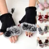 Gants à cinq doigts 1 paire femmes hiver gants chauds sexy fausse fourrure de lapin main poignet plus chaud gants sans doigts daim femmes mitaines gants de poignet chauds 231017