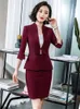 Kvinnorjackor Dushicolorful Office Clothes Spring Summer Women kjol kostymer egelant damer formell bär två bit kjol set enhetlig svart 231017