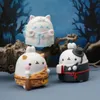 Blind box Ramdom 1 Box Halloween Edition Molang PVC Action Figure Pop Speelgoed Kawaii 5 cm Molang Kamer Auto Decoratie Cadeaus voor kinderen 231016