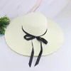 Berets Summer Women's Beach Hat Sunshreen Strearem Sunshade Large Flat Brim Butterfly Festival Monochrome