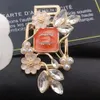 Marke Cybrooch Pin Broschen Pins Frauen Desinger Schmuck Kristall Perle Vergoldet Sier Brosche Vintage Mode Liebhaber Hochzeit Party Geschenk