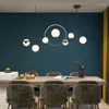 Lampes suspendues Nordic Restaurant Lights Moderne Simple Luxe Creative Art Magic Bean Lampe Strip Salon Salle à manger Lustre