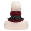 Cravatta al collo Sciarpa decorativa versatile rossa Goth Chic con una sciarpa invernale con spalline 231013