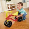 Cyklar Ride-ons 4 Wheels Children's Push Scooter Balance Bike Walker Spädbarn Scooter Cykel för barn utomhus på leksaker Bilar bär resistenta Q231017