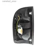 Luci di Coda Auto Per Toyota Tacoma Camion 2001 2002 2003 2004 Auto Luce di Coda Posteriore Lampada di Coda Lampada del Freno di Retromarcia con Lampadine 81550-04060 81560-04060 Q231017