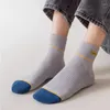 Herrensocken 5 Paare/los Männer Laufen Sport Business Lange Mitte Weiche Atmungsaktive Herbst Winter Rohr Casual Männlich Crew Dicke Socke