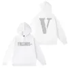 Vlone Luxury Men's Hoodie Hip Hop Design Letter Print Stor V Långärmad tröja Autumn Fashion Märke Pullover Round Neck Top