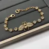 Luxus Designer Retro Little Bee Charm Armbänder Strass Messing Material für Frauen Party Liebhaber Geschenk Schmuck200t