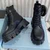 Designerskie luksusowe buty mężczyźni buty kobiety baza wygoda wytłoczona patent skórzana miedziana potrójna czarna różowa różowa kość słoniowa zimowe buty mody