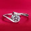Oostenrijk Gesimuleerde Diamanten Ringen Bruiloft Liefde Luxe Aneis Strass Sieraden 925 Verzilverd Gloeiende Ring Voor Women257I