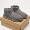 Botas de nieve estilo australiano para niñas, lindas zapatillas de algodón, impermeables, sin cordones, botas de cuero de piel de oveja para niños, marca Momen, zapatos de diseñador Ivg 36-40