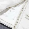 Vestes Femmes Veste femme en tweed blanc Perles faites à la main printemps / automne / hiver manteau en laine Veste classique en laine Dames 231017