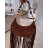 Ava Fringe designer Underarm Bag Couro Marrom Corrente Besace Crossbody Bag Fringe Shoulder Bag Bolsa Bolsa Elegante Carta fivela selo magnético Retro mas elegante