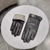Designer Men Touch Screen Gloves Luxury Leather Mittens Metal Letter Cashmere Sheepskin Gloves Mens Driving Gloves