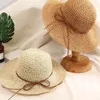 Cappelli a tesa larga Tessuto e cartone traspiranti per un look classico ed elegante Applicazione a prova di raggi UV Eleganza Copertura leggera per il viso