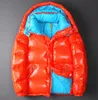 光沢のあるダウンジャケットメンズショート2023冬の新しいトレンディなカップルフード付き厚い暖かいジャケット