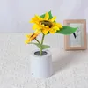 Oggetti decorativi Figurine Tulipano artificiale Girasole Luce Ricaricabile Lampada da camera Notte creativa per bambini Amico Compleanno Regalo di festa 231017